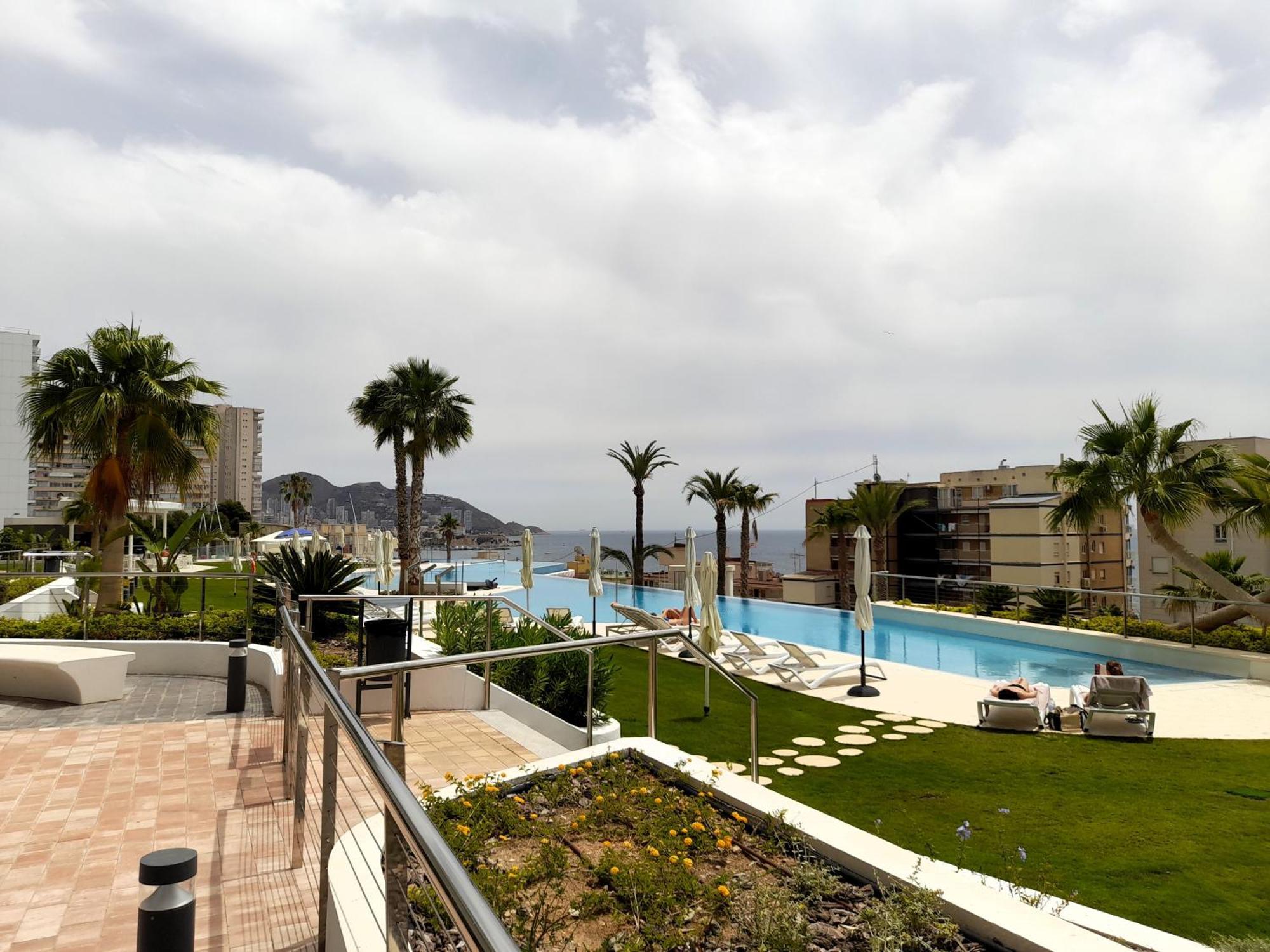 Sunset Cliffs Sea View Apartments 14 Floor Benidorm Exterior foto
